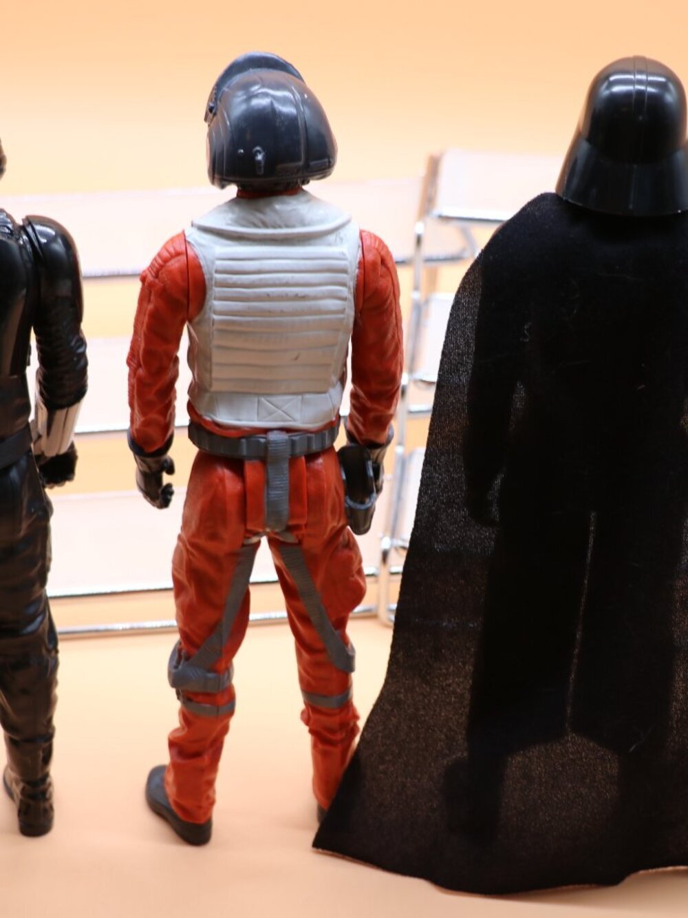 Lot of 7 Star Wars 11"+/-  Action Figures - Picture 8 of 8